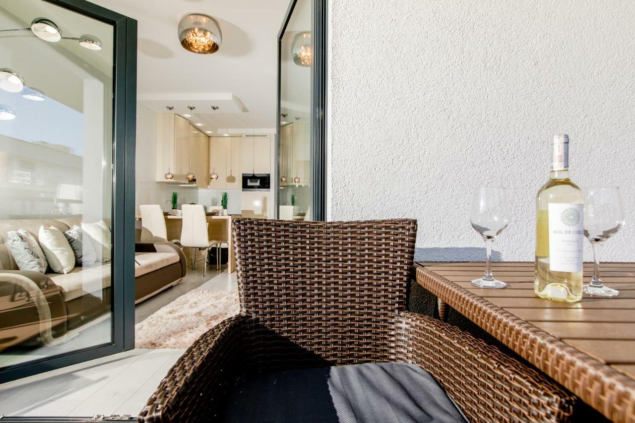 Apartament Diamentowy Gardenia Dziwnow Z Widokiem Na Morze Epapartamenty 외부 사진
